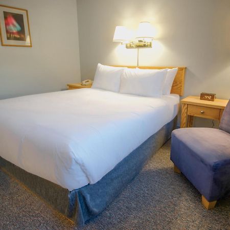 Eldorado, A Coast Hotel 도슨 시티 외부 사진